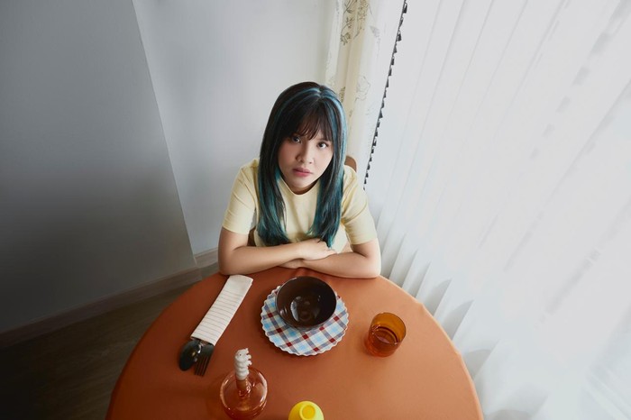 Idgitaf merilis single baru Rutinitas yang menggambarkan perasaan overthinking dan harapan di tahun baru. Lagu ini menyajikan lirik jujur dan melankolis.