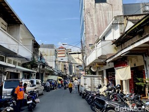 Napak Tilas Jejak Saudagar Kain di Gang Tamim Bandung