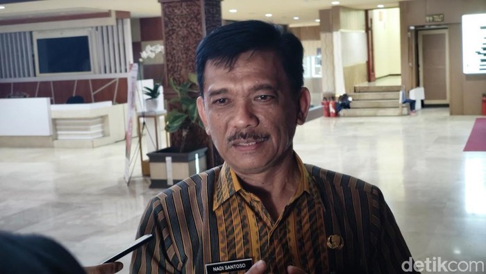 Kepala Dinas Pemberdayaan Masyarakat Desa, Kependudukan dan Pencatatan Sipil (Dispermadesdukcapil) Jateng, Nadi Santoso di kompleks DPRD Jateng, Kecamatan Semarang Selatan, Selasa (6/1/2026).