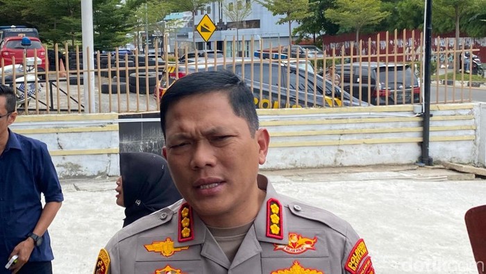 Keterangan Foto:
-Kapolresta Barelang, Kombes Anggoro Wicaksono. (Alamudin Hamapu/detikSumut)