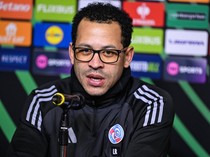 Liam Rosenior Resmi Jadi Pelatih Chelsea, Dikontrak 6 Tahun