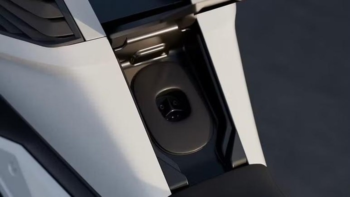 Potret Motor Listrik Pertama dengan Baterai Solid-State, Bisa Tempuh 600 Km