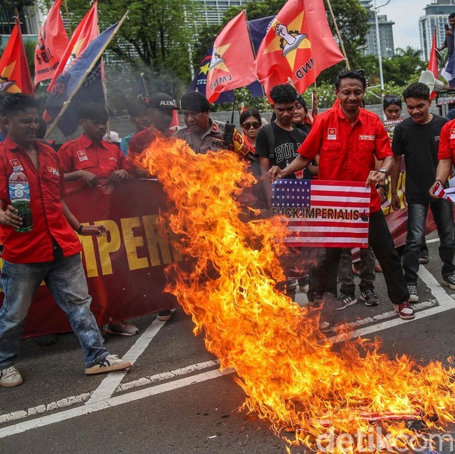 Aksi Dukung Venezuela di Depan Kedubes AS Berujung Ricuh