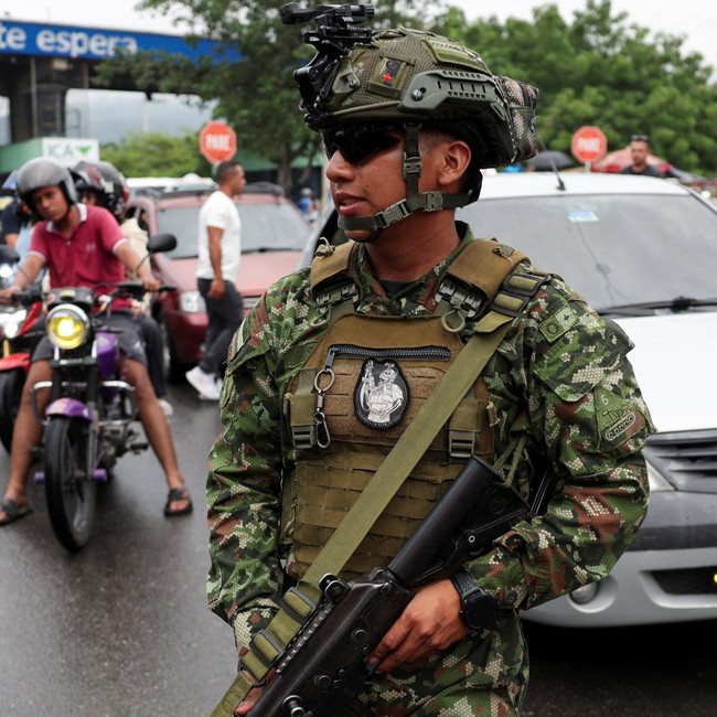 Arus Penyeberangan Venezuela-Kolombia Meningkat di Tengah Gejolak Politik