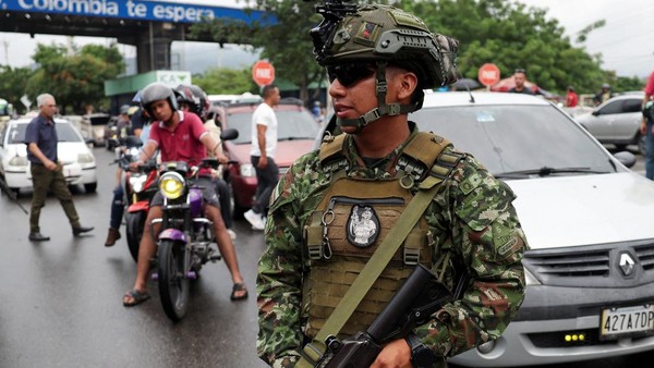 Arus Penyeberangan Venezuela-Kolombia Meningkat di Tengah Gejolak Politik