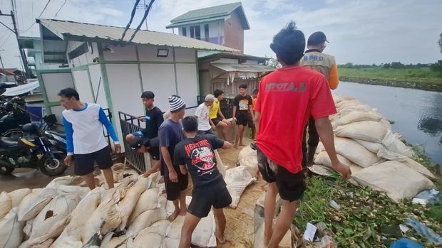 Banjir di Pabean, Kota Pekalongan, imbas tanggul sungai Bremi jebol, Rabu (7/1/2026) pagi.