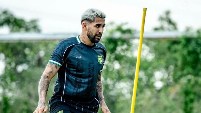 Jejak Karier Bruno Paraiba, Calon Striker Baru Persebaya