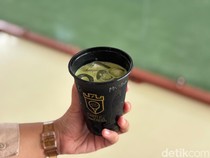 Estetik Abis! Ada Kafe dalam Lapangan Padel yang Mirip Kastil di Jaksel
