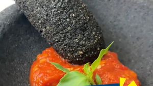 Video: Di Sini Ada Gado-gado Pot dan Nasi Liwet Ulekan yang Unik