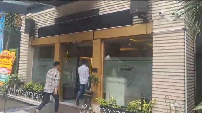 Penampakan Richard Lee Penuhi Panggilan Pemeriksaan Tersangka di Polda Metro