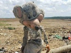 Jangan Scroll Sendirian! Deretan Foto Biasa Tapi Terlihat Seram