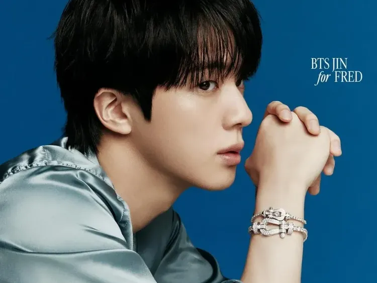 Pesona Jin BTS Pamer Punggung di Pemotretan Terbaru, Bikin ARMY Geger