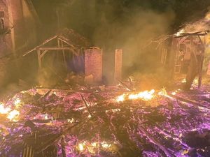 2 Rumah di Cilacap Terbakar gegara Obat Nyamuk, 1 Lansia Tewas