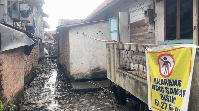 Derita Warga Sungai Sei Semasjid Palembang Kala Sungai Musi Pasang