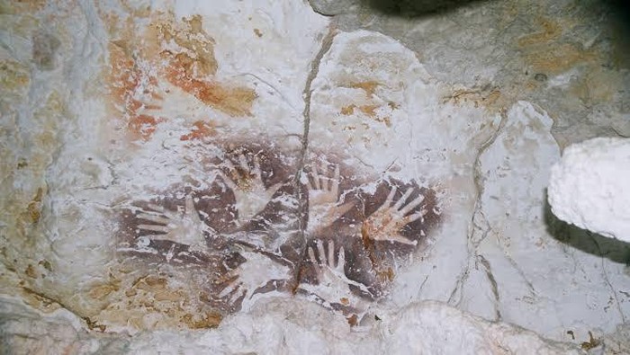 Lukisan Gua Purba di Sangkulirang-Mangkalihat. (Dokumentasi Pindi Setiawan)