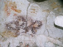 Menilik Lukisan Gua Purba Tertua di Kalimantan Timur