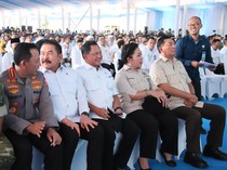 Tito Hadiri Panen Raya dan Pengumuman Swasembada Pangan di Karawang