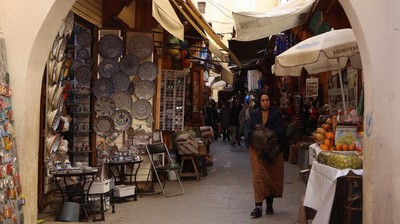Menyusuri Medina Fes, Kota Tua yang Menjadi Nafas Budaya Maroko
