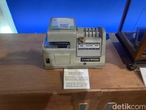Intip Kalkulator Pintar Lawas Koleksi Musperin Medan