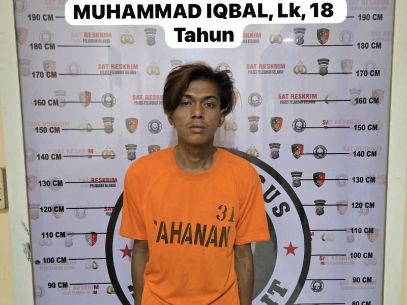 Muhammad Iqbal, pelaku tawuran yang mengakibatkan balita terkena tembakan di Belawan (Foto: dok. Polres Pelabuhan Belawan) Muhammad Iqbal, pelaku tawuran yang mengakibatkan balita terkena tembakan di Belawan (Foto: dok. Polres Pelabuhan Belawan)