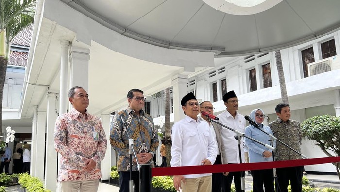 Menko PM Bentuk Pokja Pemberdayaan Pascabencana Sumatera, Ini yang Digarap