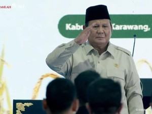 Prabowo ke Petani: Saya Hormat ke Kalian Sehingga Kita Swasembada Pangan