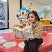 Prilly Latuconsina Cari Kerja Lewat LinkedIn, Ingin Coba Jadi Sales