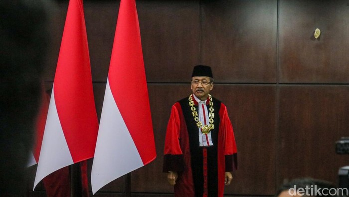 Sidang pleno penyampaian Laporan Tahunan Mahkamah Konstitusi (MK) Tahun 2025 sekaligus pembukaan Masa Persidangan Tahun 2026 digelar di Gedung Mahkamah Konstitusi, Jakarta, Rabu (7/1/2026).