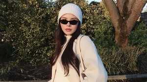 Salah satu potret memperlihatkan baby bump Alyssa yang kini makin terlihat. Foto: Instagram Alyssa Daguise