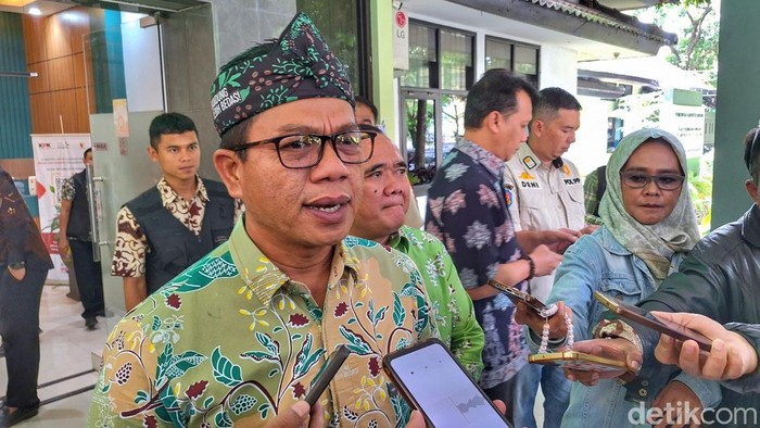 Bupati Bandung Dadang Supriatna