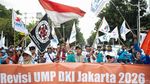 Buruh Demo Tolak UMP 2026, Minta Upah Layak