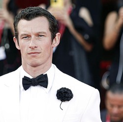 Callum Turner Akhirnya Buka Suara Soal Rumor Jadi James Bond