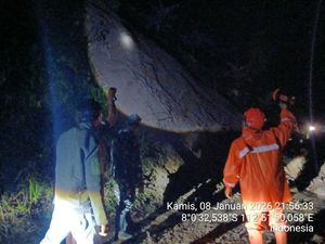 Jalur Bromo via Malang Tertutup Total karena Longsor