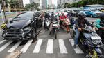 Kecelakaan Mobil Pribadi di Thamrin, Bagian Depan Ringsek
