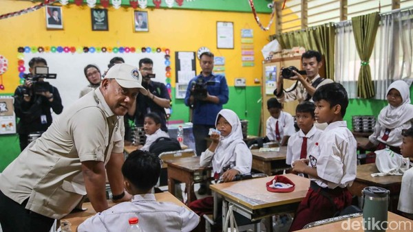 Kepala BGN Turun Langsung ke SD Cilincing Pantau Makan Bergizi Gratis