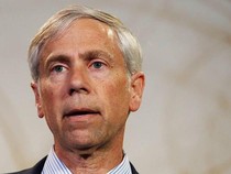 Maduro Didampingi Pengacara Kawakan AS yang Selamatkan Pendiri Wikileaks