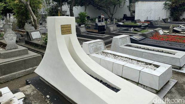 Makam dr Hasan Sadikin