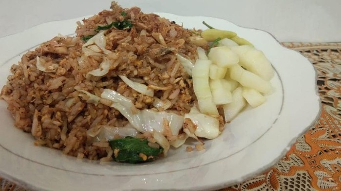Mencicipi Nasi Goreng Arang Khas Kediri