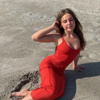 Meski merasa mengalami kerugian finansial, Piper mengakui dampak emosional dari kehilangan YouTube yang telah membentuk sebagian besar masa kecilnya. “Itu seperti seluruh hidupku. Aku masih menangis karenanya, kau tahu?” katanya. Foto: Instagram @piperrockelle