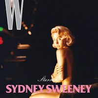 Aktris 28 tahun ini bergabung dengan sejumlah bintang Hollywood di daftar prestisius tersebut. Namun, penampilannya yang berbeda sukses mengalihkan atensi. (Foto: Instagram/@wmag)