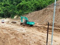 Proyek Jalan Lenangguar-Lunyuk Molor gegara Cuaca, Kontraktor Tetap Kena Denda