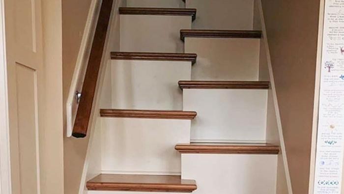 Jendela Miring-Tangga Mini, Desain Rumah Aneh yang Katanya buat Tangkal Penyihir