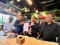 Diduga Telantarkan Anak Kandung, Artis Denada Digugat di PN Banyuwangi