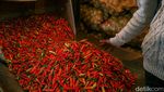 Usai Nataru, Harga Cabai di Pasar Induk Kramat Jati Kembali Normal