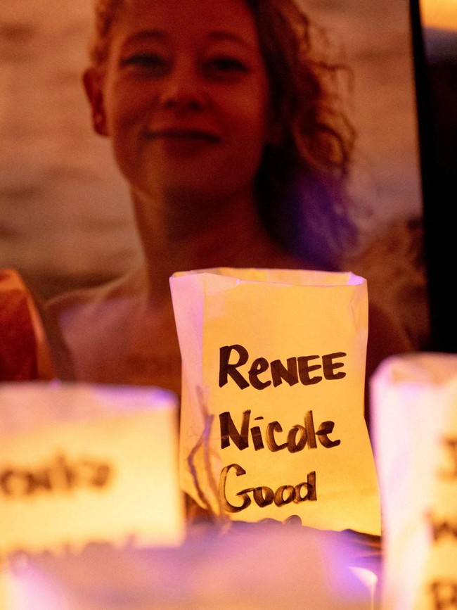 Aksi Doa dan Lilin Warnai Protes atas Tewasnya Renee Nicole Good oleh Agen ICE