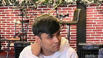 Alasan Ressa Ngaku Anak Kandung dan Gugat Denada