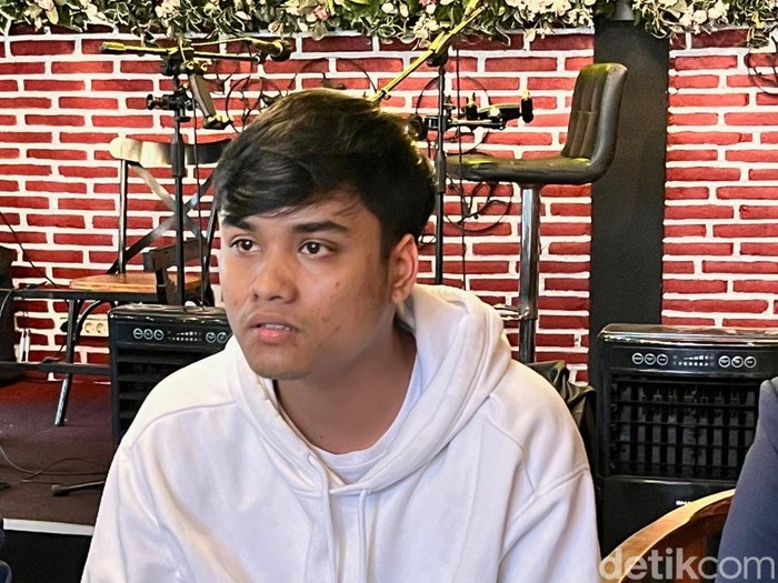 Ressa Ungkap Panggilan untuk Denada yang Disebut Ibu Kandungnya