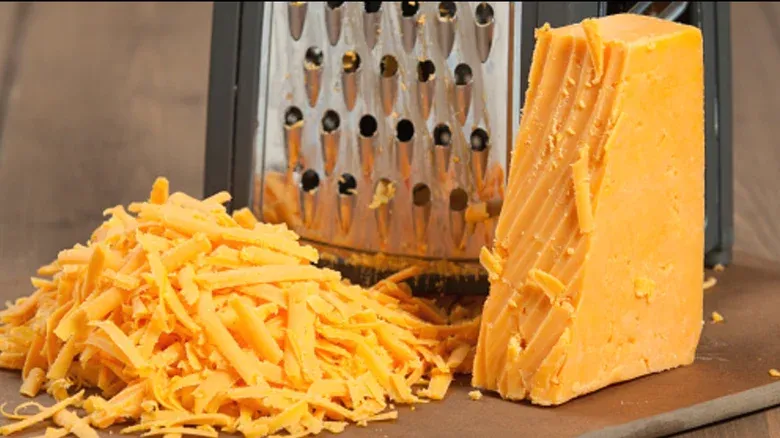 Asal usul keju warna oranye Kisah Warna Oranye Keju, Awalnya Tipu-tipu Kini Jadi Ikonik