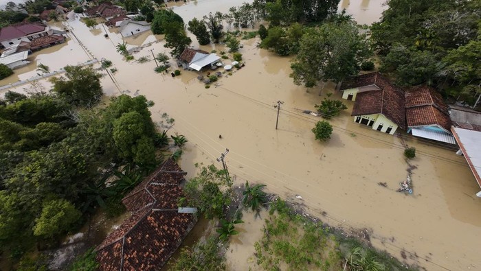 Banjir OKU Timur Meluas ke 23 Desa, 1.359 Rumah Terendam