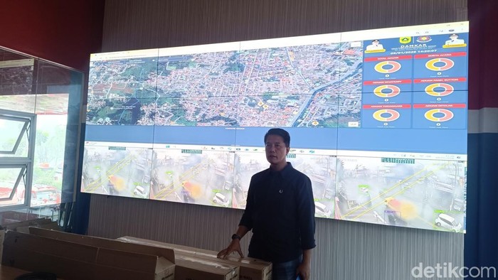Petugas Damkar Bogor Bakal Dipasangi Kamera Pantau Penanganan Kebakaran